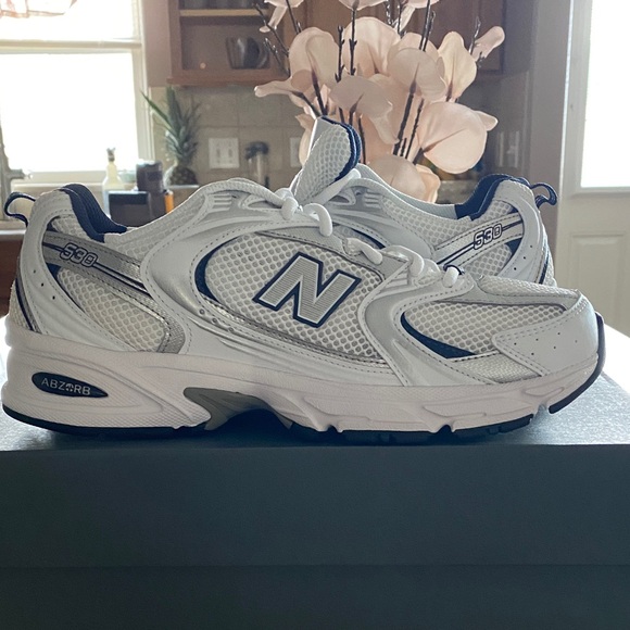 New Balance 530